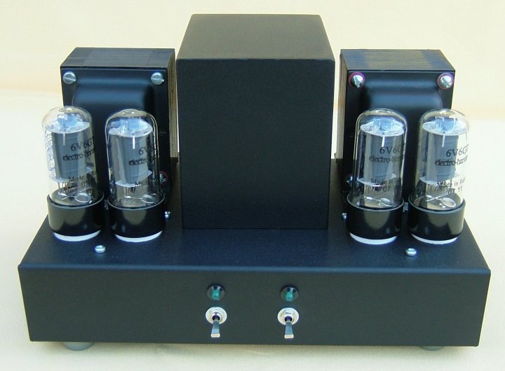 Amplificateur Hybride 2 x 12 Weff - PP de 6V6GT