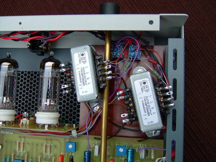 NovoTone - Amplificateur à Tubes pour Ecoute au Casque - Transformateurs OEP de sortie - R/N35A002F